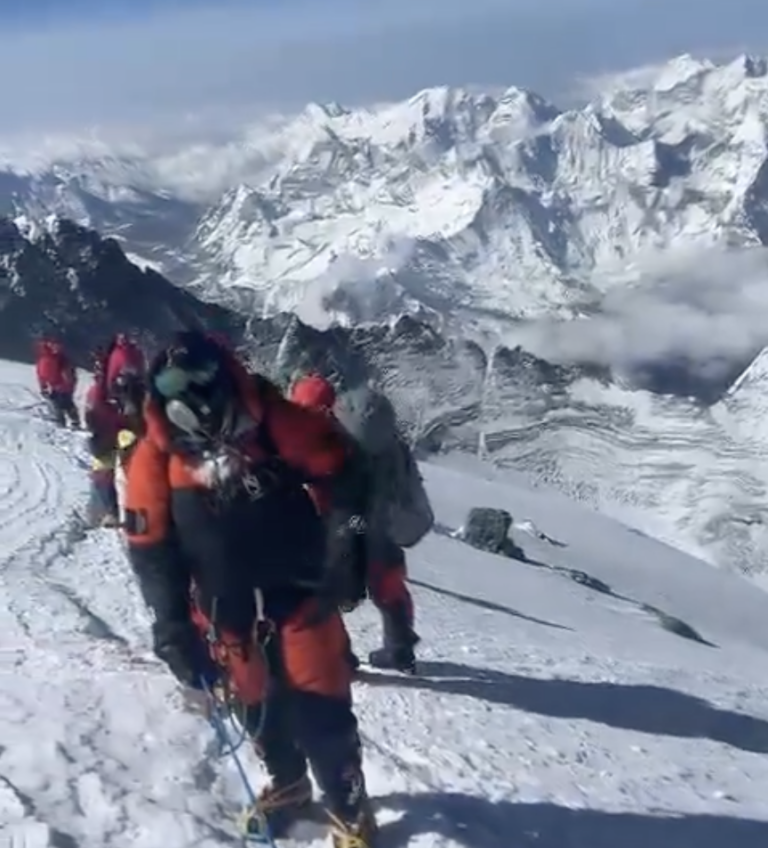 FNV-vlag op de Mount Everest