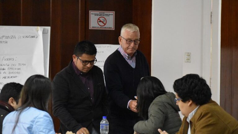 Met werkgevers samenwerken: trainingen over sociale dialoog in Peru